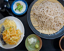 手打ちそば【極】
天もりセット